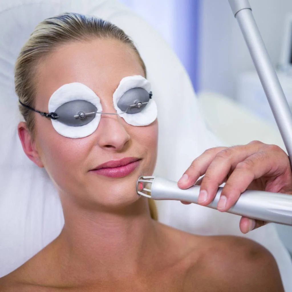 Rejuvenecimiento Facial